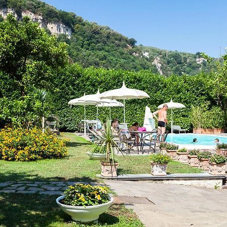 Casa Sorrento, Immerso Nel Verde A Pochi Passi Dal Centro 외부 사진