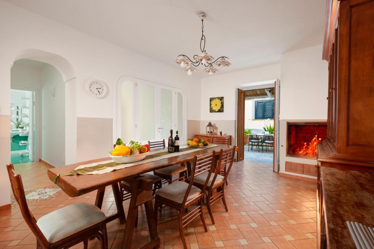 Casa Sorrento, Immerso Nel Verde A Pochi Passi Dal Centro 외부 사진