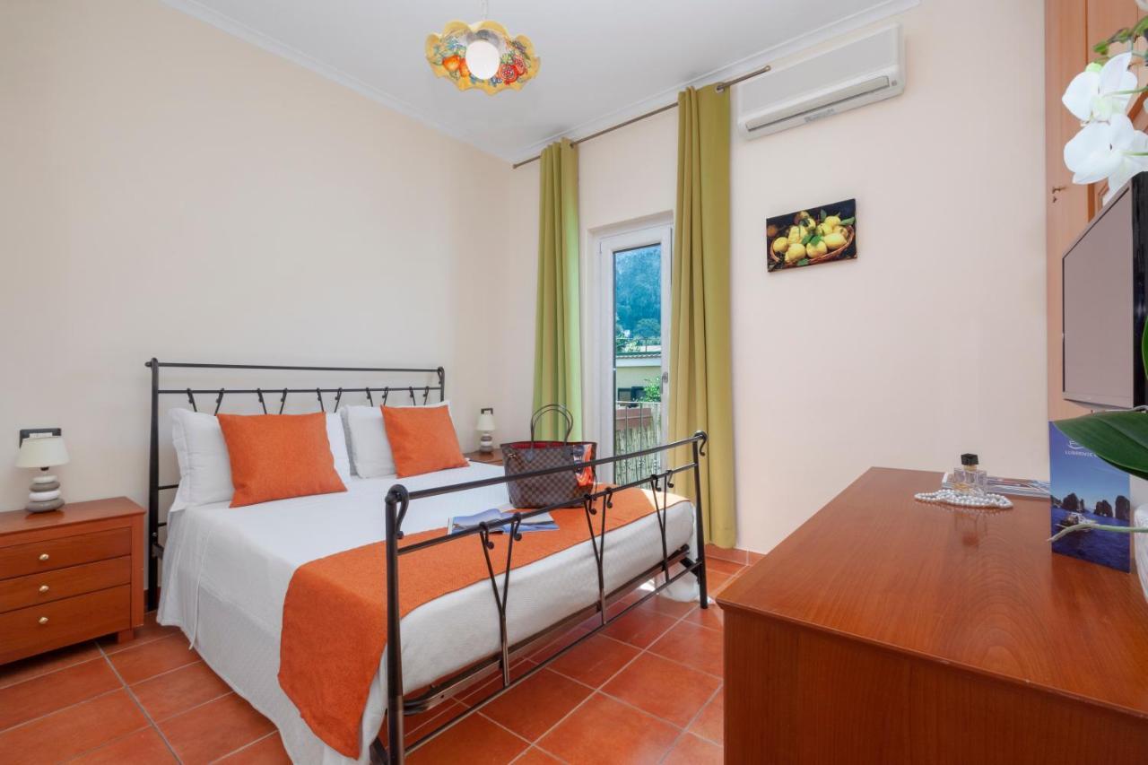 Casa Sorrento, Immerso Nel Verde A Pochi Passi Dal Centro 외부 사진